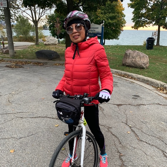 Meet your Posher, Cielo - Picture 1 of 1